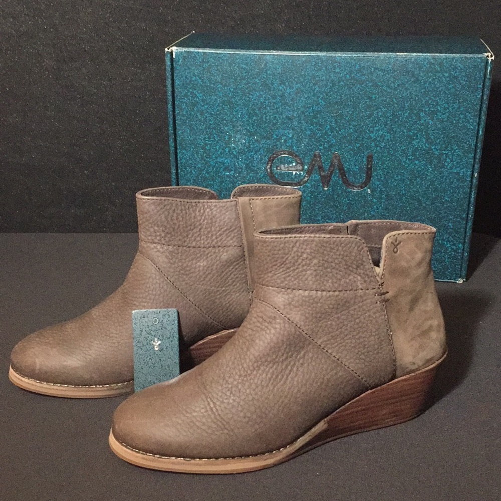 Emu Australia Carlise Espresso Booties!